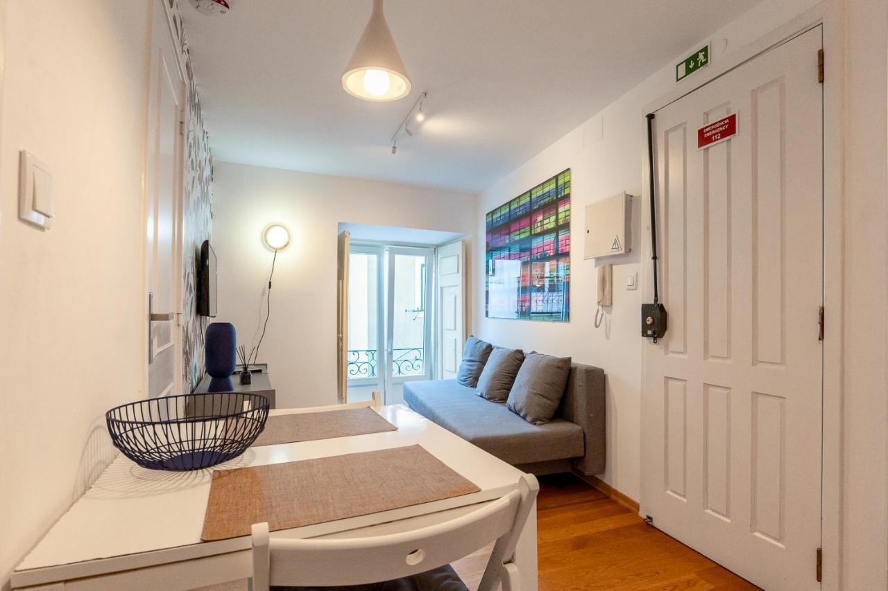 Contemporary Apartment In Chiado 3 Lisabona Exterior foto